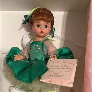 Madame Alexander St. Patty's Day Doll in Green like new in box with tag